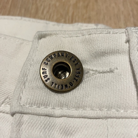 O’Neill White Denim Low Rise Short Shorts - Picture 3 of 7